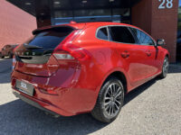 Volvo V40 1.5 T2 Polar+ // MEMORY SEAT // DODEHOEKDETECTIE // LEDER // FULL LED // NAVI // CAMERA // STOELVERWARMING // PDC V+A 35