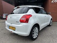 Suzuki Swift 1.2 Style Smart Hybrid // CAMERA // APPLE CARPLAY - ANDROID AUTO // STOELVERWARMING // AIRCO // ADAPTIVE CRUISE // PDC // 37