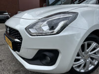 Suzuki Swift 1.2 Style Smart Hybrid // CAMERA // APPLE CARPLAY - ANDROID AUTO // STOELVERWARMING // AIRCO // ADAPTIVE CRUISE // PDC // 62