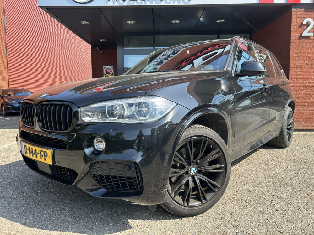 BMW X5 xDrive40e iPerformance M Sport Shadow SOH 84% // PANO/SCHUIFKANTELDAK // MEMORYSEAT // ADAPTICE CRUISE // NAVI + CARPLAY // HARM 1