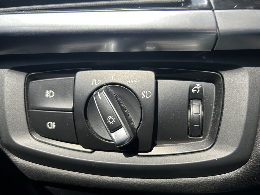 BMW X5 xDrive40e iPerformance M Sport Shadow SOH 84% // PANO/SCHUIFKANTELDAK // MEMORYSEAT // ADAPTICE CRUISE // NAVI + CARPLAY // HARM 24