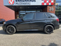 BMW X5 xDrive40e iPerformance M Sport Shadow SOH 84% // PANO/SCHUIFKANTELDAK // MEMORYSEAT // ADAPTICE CRUISE // NAVI + CARPLAY // HARM 43