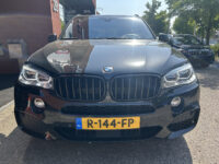 BMW X5 xDrive40e iPerformance M Sport Shadow SOH 84% // PANO/SCHUIFKANTELDAK // MEMORYSEAT // ADAPTICE CRUISE // NAVI + CARPLAY // HARM 44