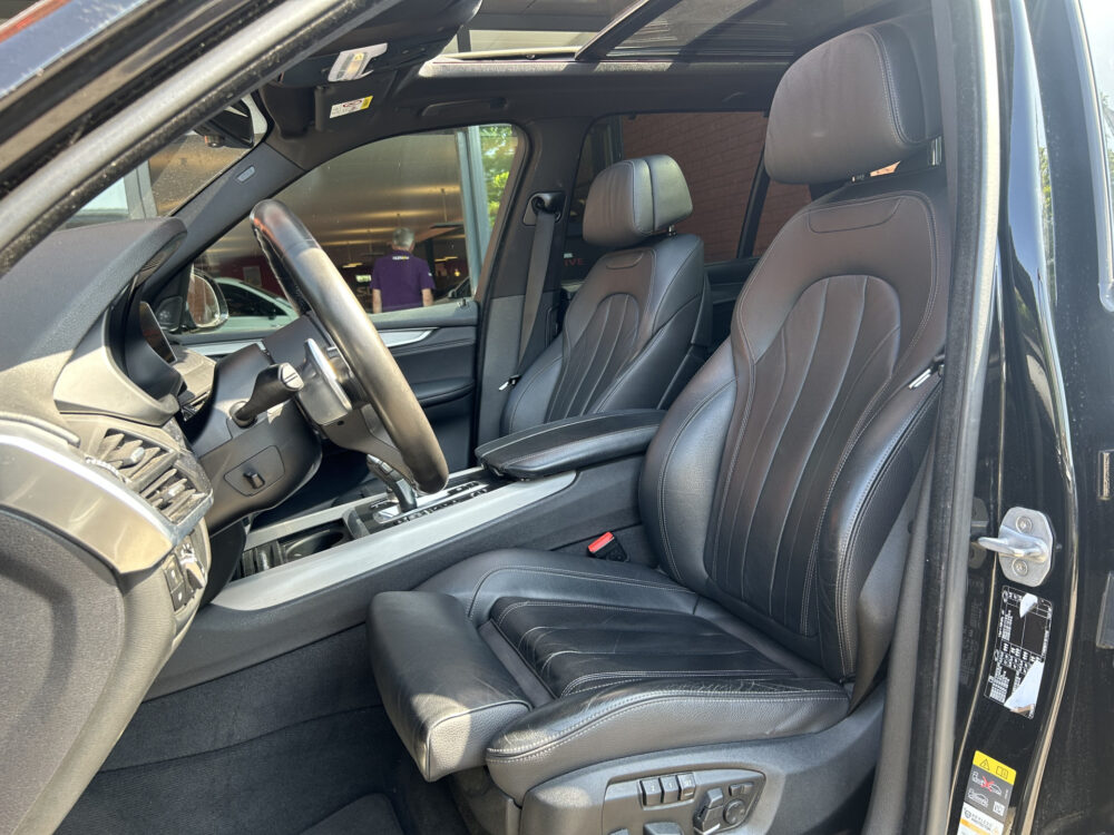 BMW X5 xDrive40e iPerformance M Sport Shadow SOH 84% // PANO/SCHUIFKANTELDAK // MEMORYSEAT // ADAPTICE CRUISE // NAVI + CARPLAY // HARM 6