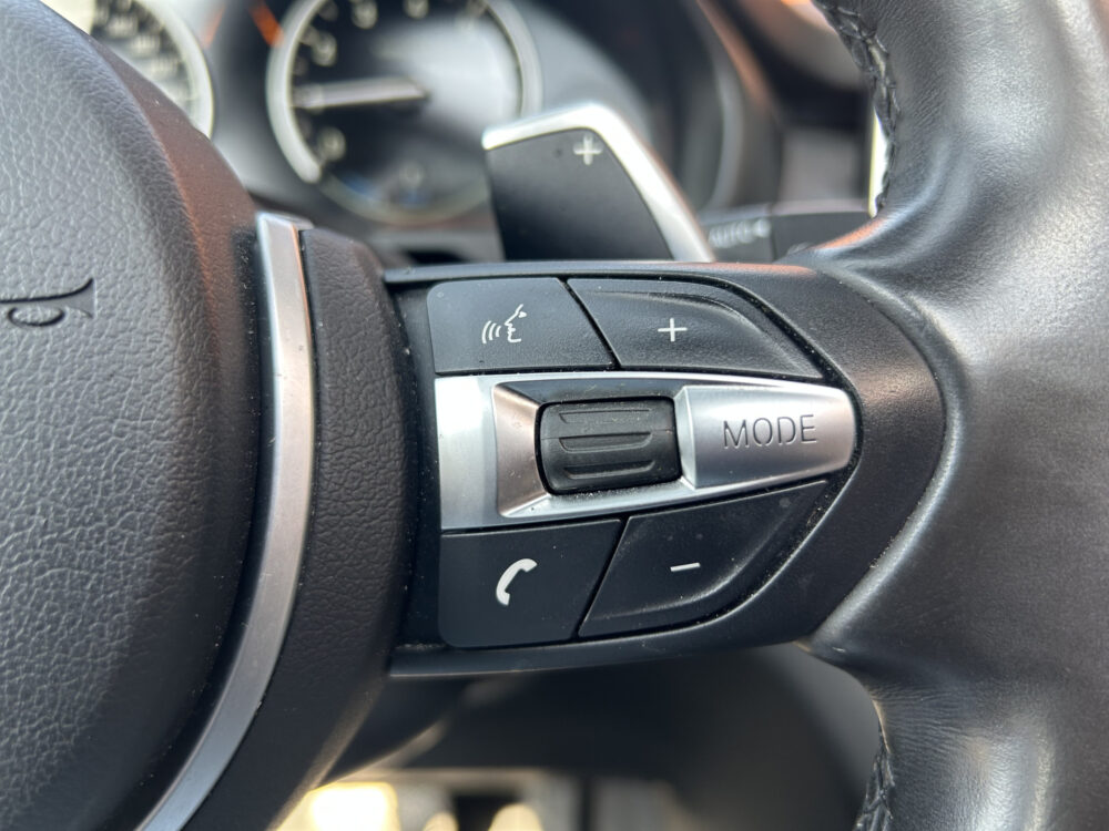 BMW X5 xDrive40e iPerformance M Sport Shadow SOH 84% // PANO/SCHUIFKANTELDAK // MEMORYSEAT // ADAPTICE CRUISE // NAVI + CARPLAY // HARM 9