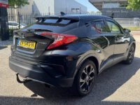 Toyota C-HR 1.8 Hybrid Style // NAVI // CAMERA // ADAPTIVE CRUISE // STOELVERWARMING // CLIMA // TREKHAAK // 34