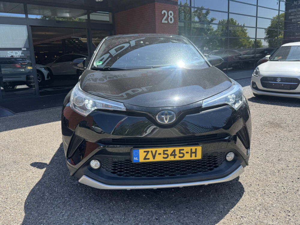 Toyota C-HR 1.8 Hybrid Style // NAVI // CAMERA // ADAPTIVE CRUISE // STOELVERWARMING // CLIMA // TREKHAAK // 6