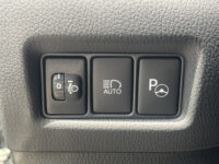 Toyota C-HR 1.8 Hybrid Style // NAVI // CAMERA // ADAPTIVE CRUISE // STOELVERWARMING // CLIMA // TREKHAAK // 65