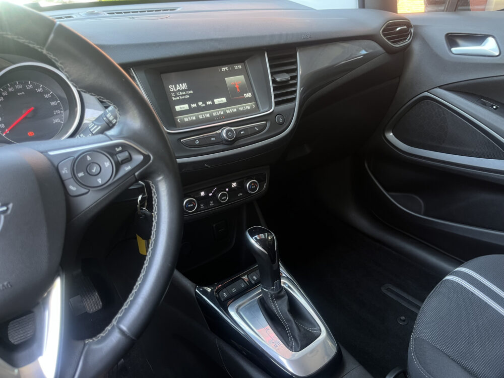 Opel Crossland 1.2 Turbo Elegance 15.000 KM!!! // AFN. TREKHAAK // CAMERA // CLIMA // APPLE-ANDROID AUTO // CRUISE // 31