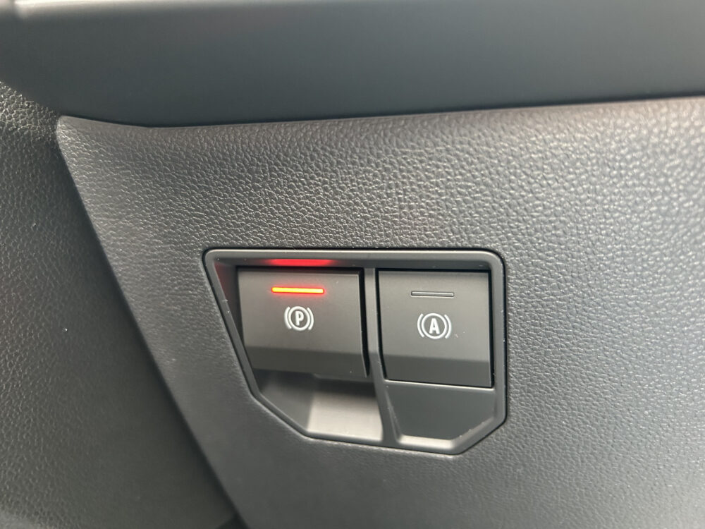 Renault Mégane E-Tech EV40 Boost Charge Equilibre // FULL LED // STOEL + STUURWIELVERWARMING // CLIMA // APPLE CARPLAY / ANDROID AUTO // CAMERA 22