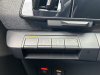 Renault Mégane E-Tech EV40 Boost Charge Equilibre 95% SOH // FULL LED // STOEL + STUURWIELVERWARMING // CLIMA // APPLE CARPLAY / ANDROID AUTO / 50