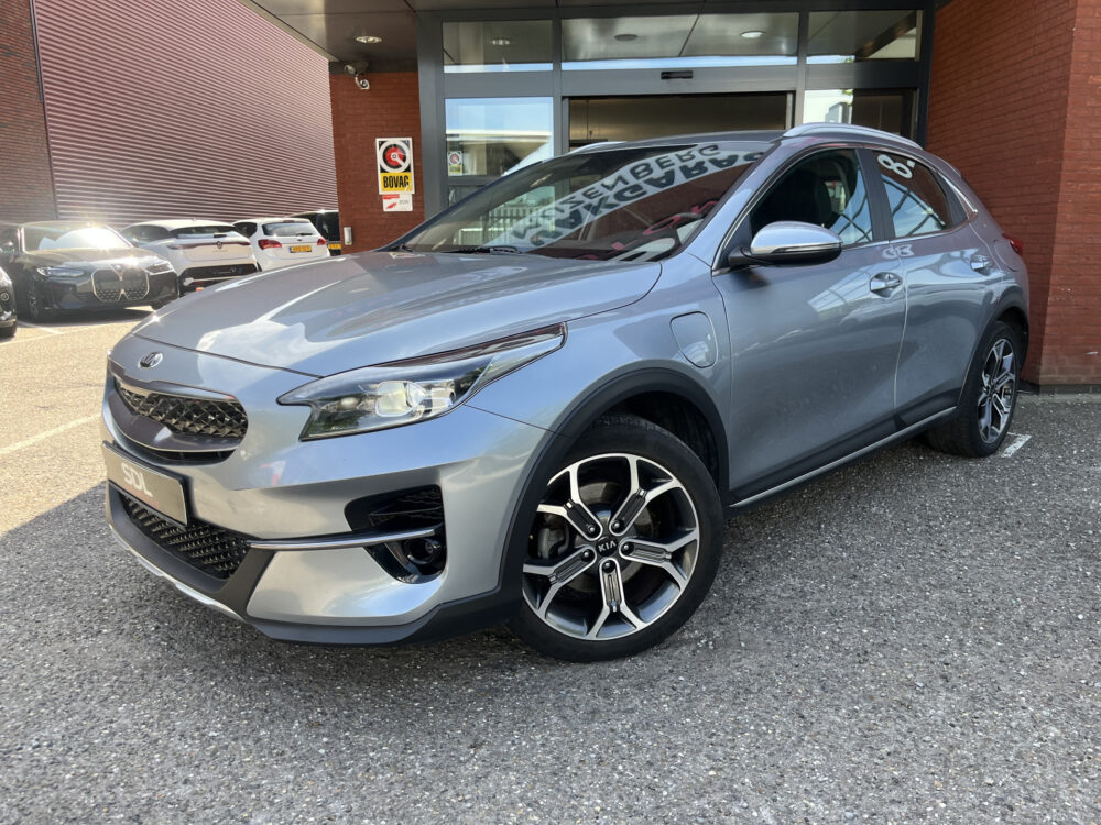 Kia Xceed 1.6 GDi PHEV DynamicPlusLine // KEYLESS // HALF LEDER // CAMERA+SENSOREN // STUUR+STOELVERARMING // NAVI+CARPLAY // 1