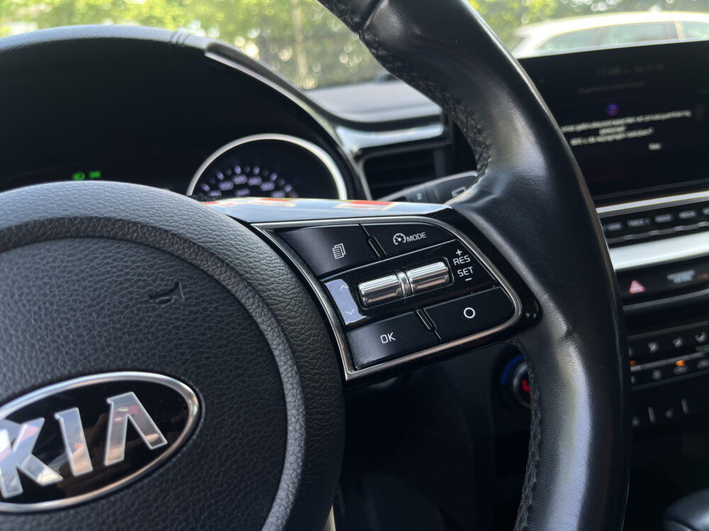 Kia Xceed 1.6 GDi PHEV DynamicPlusLine // KEYLESS // HALF LEDER // CAMERA+SENSOREN // STUUR+STOELVERARMING // NAVI+CARPLAY // 21