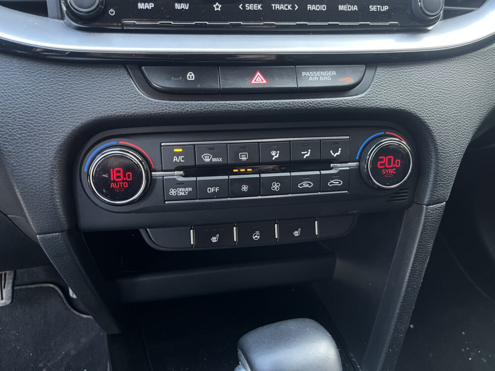 Kia Xceed 1.6 GDi PHEV DynamicPlusLine // KEYLESS // HALF LEDER // CAMERA+SENSOREN // STUUR+STOELVERARMING // NAVI+CARPLAY // 25