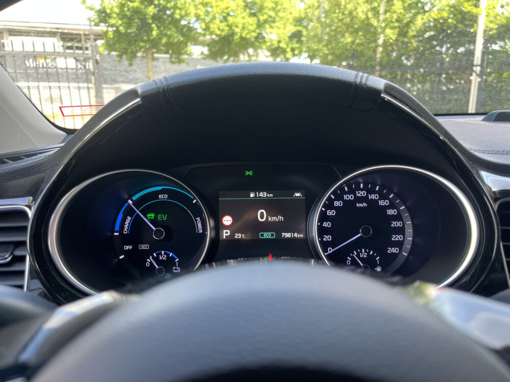 Kia Xceed 1.6 GDi PHEV DynamicPlusLine // KEYLESS // HALF LEDER // CAMERA+SENSOREN // STUUR+STOELVERARMING // NAVI+CARPLAY // 6