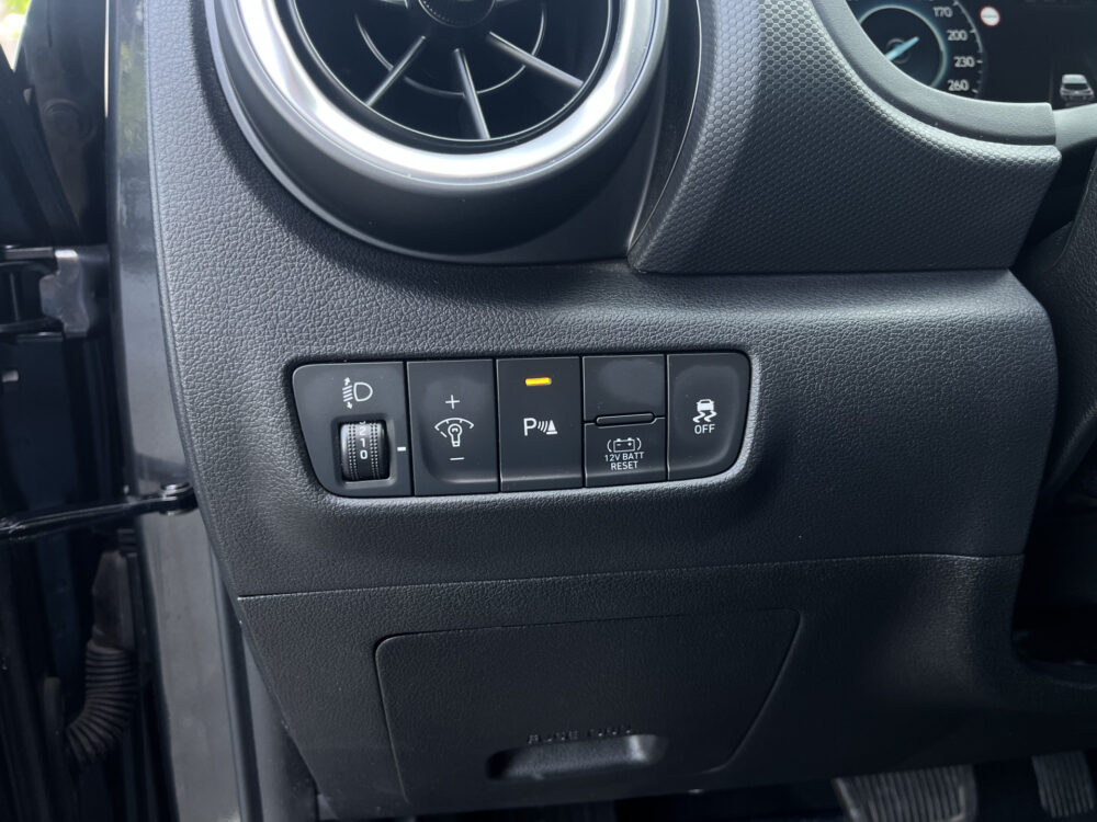 Hyundai KONA 1.6 GDI HEV Fashion // KEYLESS // KRELL AUDIO // CAMERA+SENSOREN // STUUR+STOELVERWARMING // NAVI+CARPLAY // 19