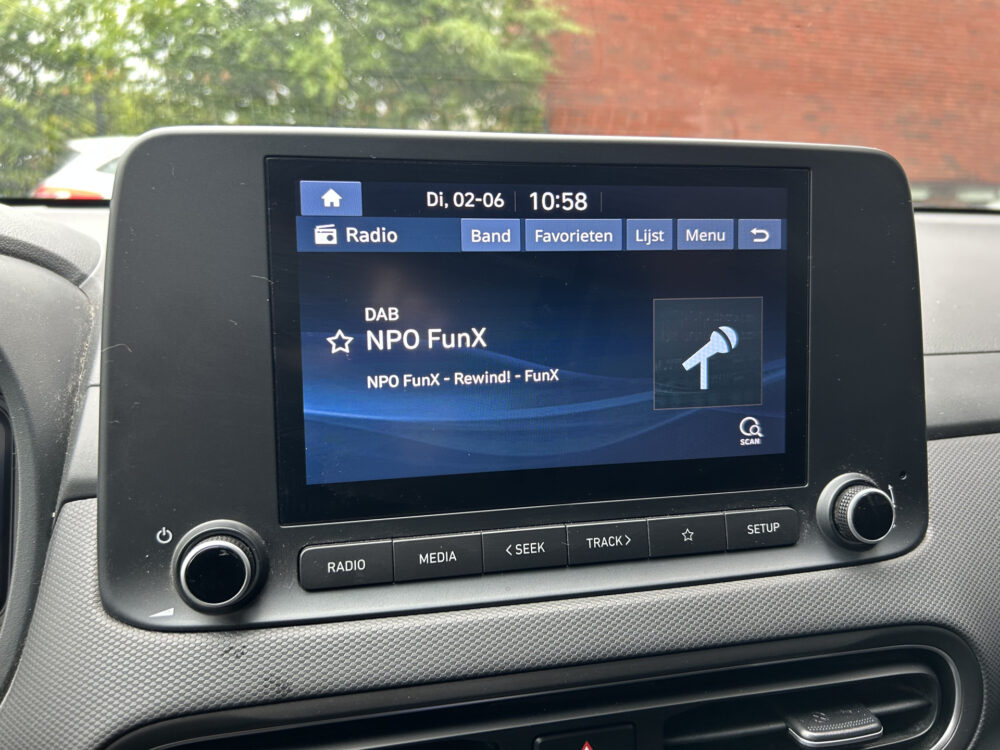 Hyundai KONA 1.6 GDI HEV Comfort // LED // VIRTUAL DISPLAY // APPLE CARPLAY / ANDROID AUTO // CAMERA // CLIMA // CRUISE 17