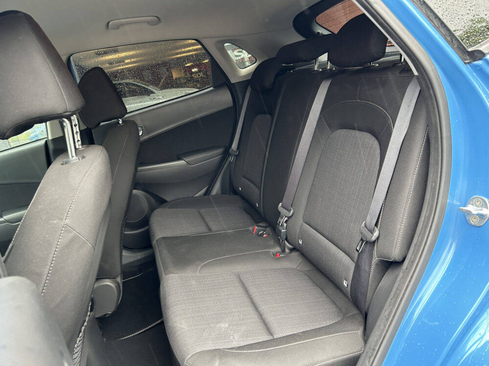 Hyundai KONA 1.6 GDI HEV Comfort // LED // VIRTUAL DISPLAY // APPLE CARPLAY / ANDROID AUTO // CAMERA // CLIMA // CRUISE 27