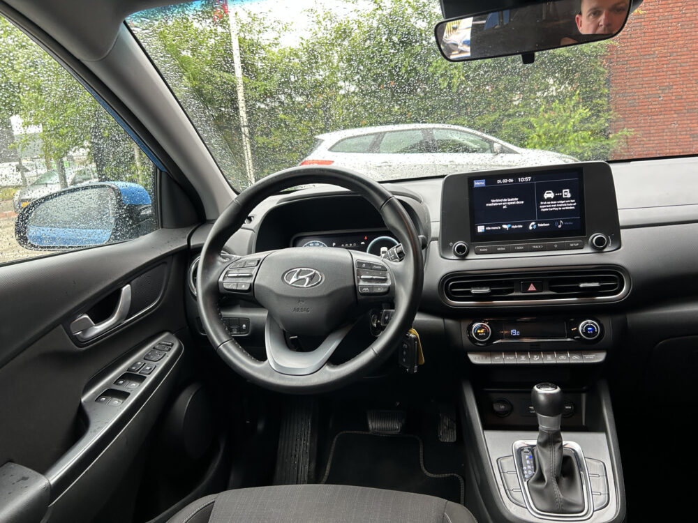 Hyundai KONA 1.6 GDI HEV Comfort // LED // VIRTUAL DISPLAY // APPLE CARPLAY / ANDROID AUTO // CAMERA // CLIMA // CRUISE 7