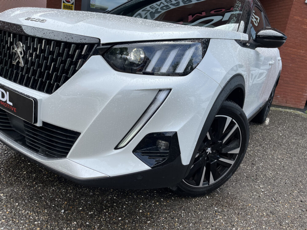 Peugeot 2008 1.2 PureTech GT Pack D.RIEM VERVANGEN // LEDER-ALCANTARA // DODEHOEK // ADAPT. CRUISE // CAMERA+SENSOREN // STOELVERWARMING // N 11
