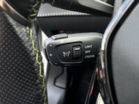 Peugeot 2008 1.2 PureTech GT Pack D.RIEM VERVANGEN // LEDER-ALCANTARA // DODEHOEK // ADAPT. CRUISE // CAMERA+SENSOREN // STOELVERWARMING // N 55
