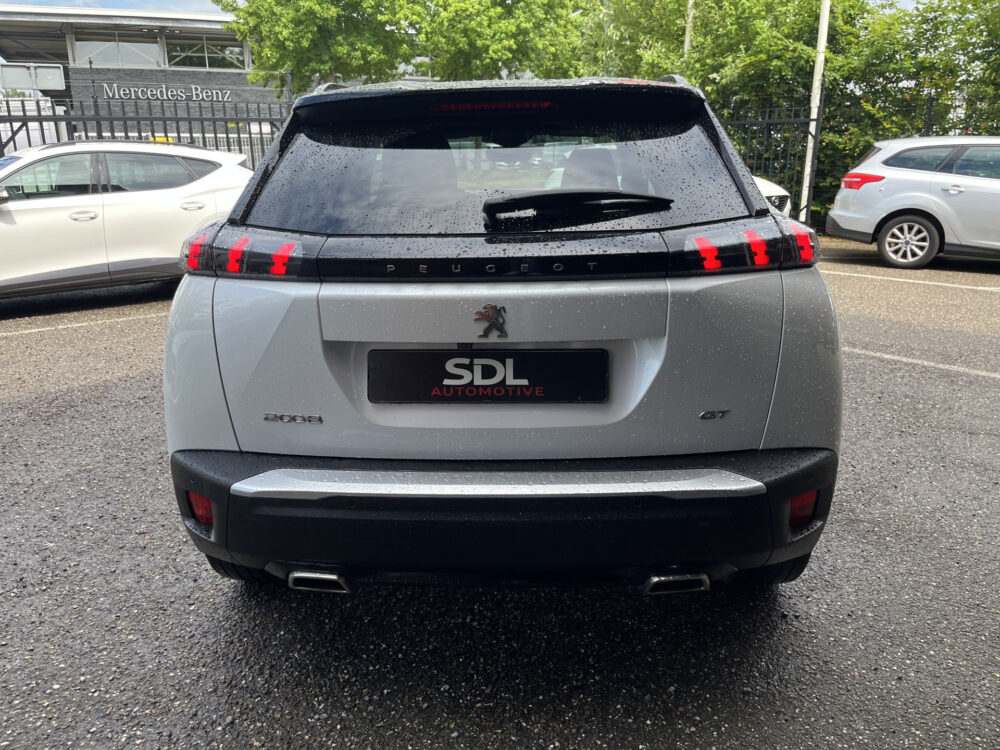 Peugeot 2008 1.2 PureTech GT Pack D.RIEM VERVANGEN // LEDER-ALCANTARA // DODEHOEK // ADAPT. CRUISE // CAMERA+SENSOREN // STOELVERWARMING // N 6