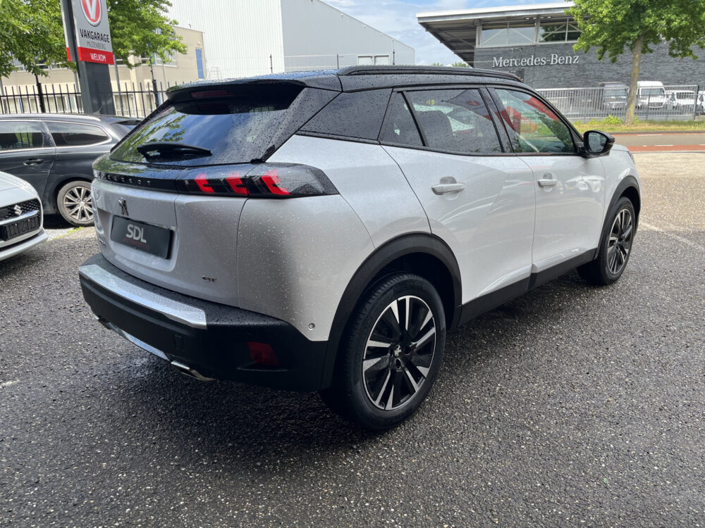 Peugeot 2008 1.2 PureTech GT Pack D.RIEM VERVANGEN // LEDER-ALCANTARA // DODEHOEK // ADAPT. CRUISE // CAMERA+SENSOREN // STOELVERWARMING // N 7
