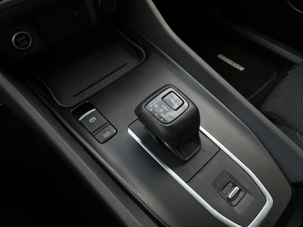 Nissan QASHQAI 1.3 MHEV Xtronic Acenta // ADAPT. CRUISE // DODEHOEK // KEYLESS // CAMERA+SENSOREN // APPLE-ANDROID AUTO // 22
