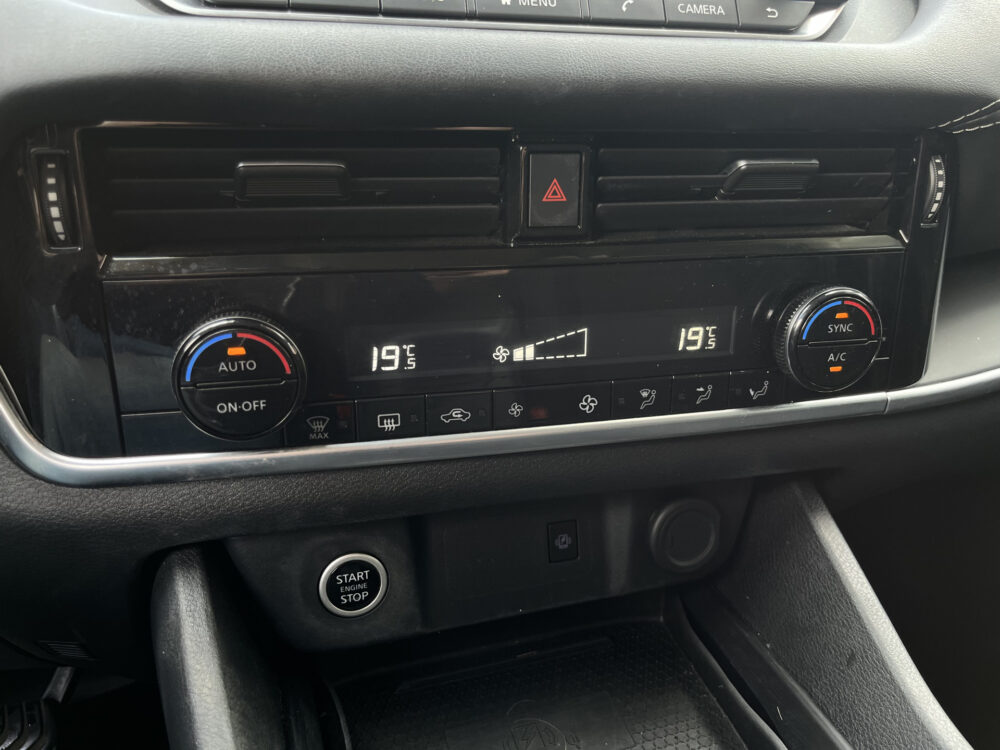 Nissan QASHQAI 1.3 MHEV Xtronic Acenta // ADAPT. CRUISE // DODEHOEK // KEYLESS // CAMERA+SENSOREN // APPLE-ANDROID AUTO // 25