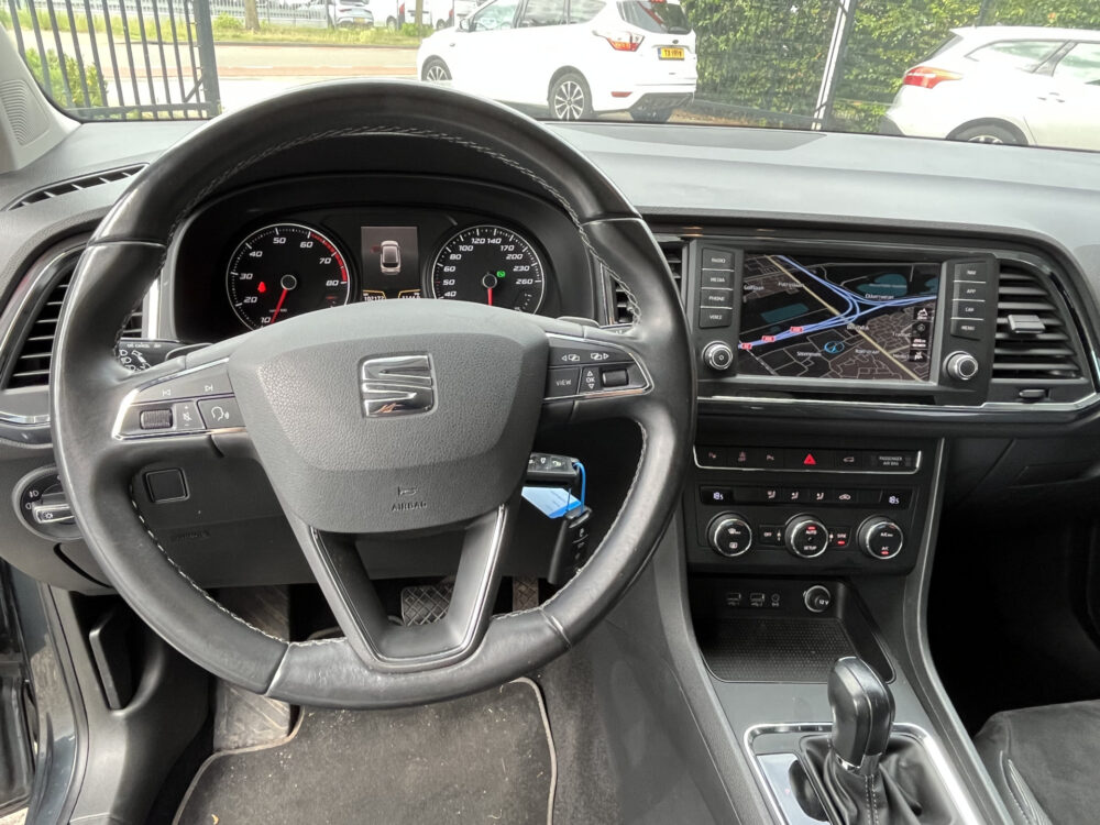 SEAT Ateca 1.4 EcoTSI Xcellence // NAVI // PDC // CRUISE // CLIMA // ELEK. ACHTERKLEP // DODEN HOEK SENSOR // 13