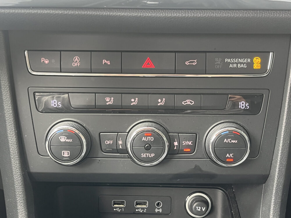 SEAT Ateca 1.4 EcoTSI Xcellence // NAVI // PDC // CRUISE // CLIMA // ELEK. ACHTERKLEP // DODEN HOEK SENSOR // 20