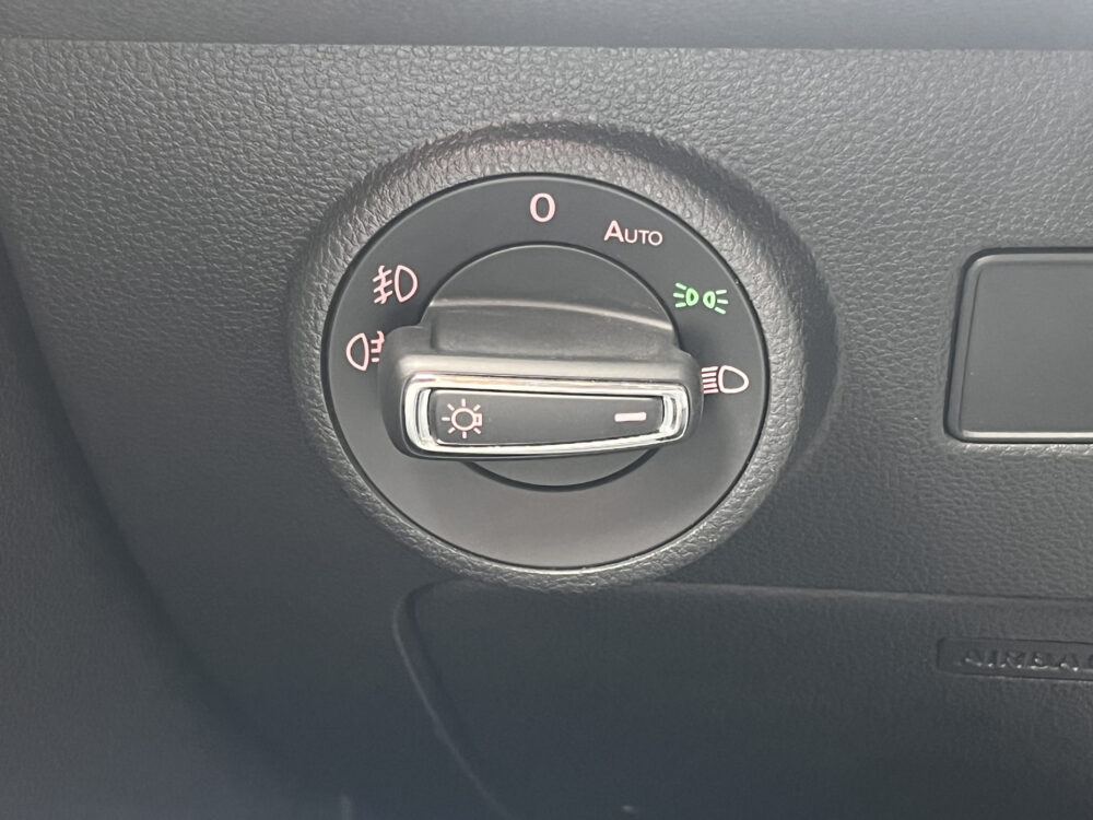 SEAT Ateca 1.4 EcoTSI Xcellence // NAVI // PDC // CRUISE // CLIMA // ELEK. ACHTERKLEP // DODEN HOEK SENSOR // 29