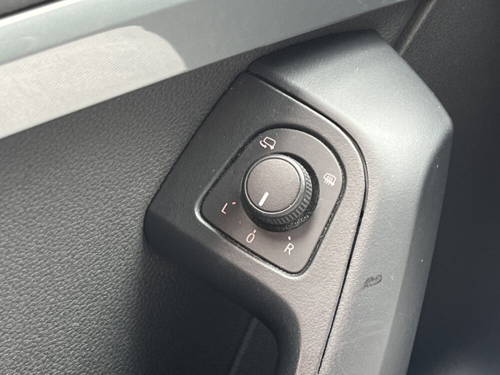 SEAT Ateca 1.4 EcoTSI Xcellence // NAVI // PDC // CRUISE // CLIMA // ELEK. ACHTERKLEP // DODEN HOEK SENSOR // 30