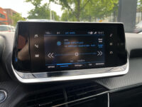 Peugeot 2008 1.2 PureTech Allure // LED // KEYLESS // CAMERA+SENSOREN // CRUISE // NAVI+CARPLAY // CLIMA // 56