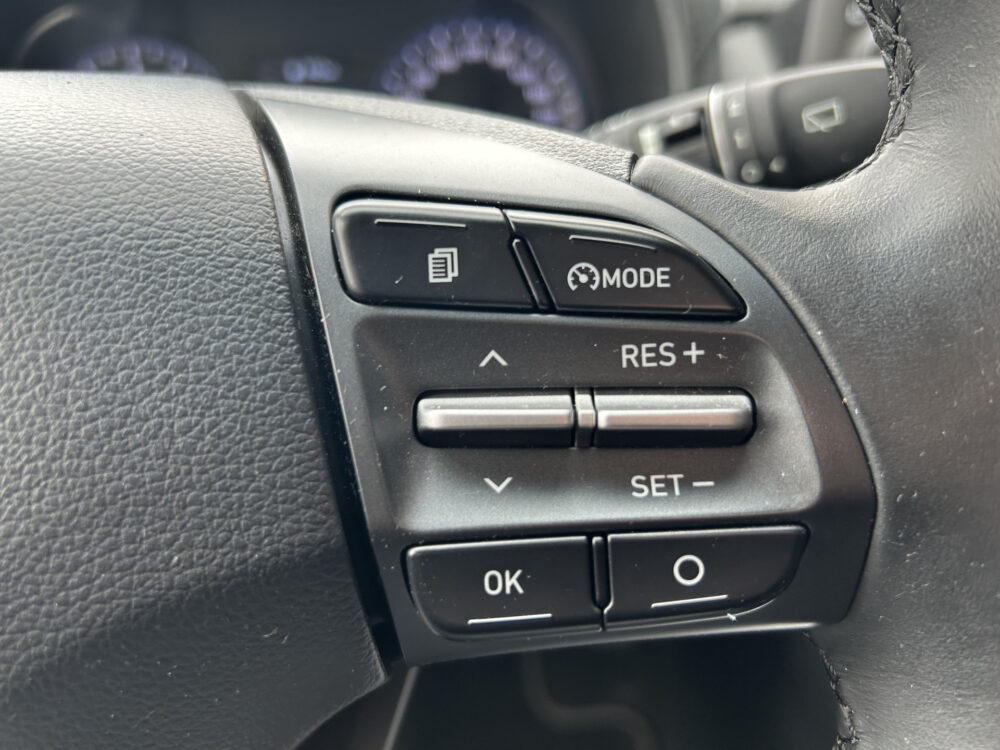 Hyundai KONA 1.0 T-GDI Fashion // NAVI + CARPLAY // KEYLESS // CAMERA // CLIMA // CRUISE // KRELL AUDIO 10