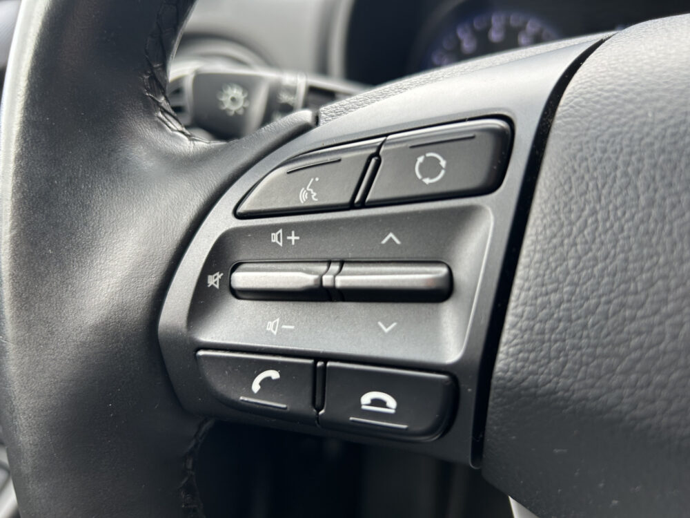 Hyundai KONA 1.0 T-GDI Fashion // NAVI + CARPLAY // KEYLESS // CAMERA // CLIMA // CRUISE // KRELL AUDIO 9