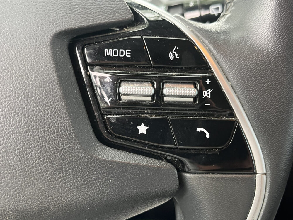 Kia Niro 1.6 GDi Hybrid ComfortLine // NAVI // CLIMA // ADAPTIVE CRUISE // CAMERA // KEY LESS // ALL SEASON BANDEN // 15