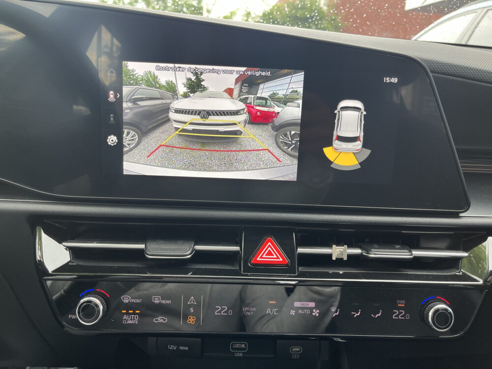 Kia Niro 1.6 GDi Hybrid ComfortLine // NAVI // CLIMA // ADAPTIVE CRUISE // CAMERA // KEY LESS // ALL SEASON BANDEN // 18
