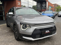 Kia Niro 1.6 GDi Hybrid ComfortLine // NAVI // CLIMA // ADAPTIVE CRUISE // CAMERA // KEY LESS // ALL SEASON BANDEN // 32
