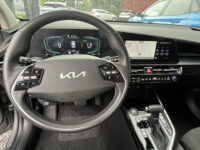 Kia Niro 1.6 GDi Hybrid ComfortLine // NAVI // CLIMA // ADAPTIVE CRUISE // CAMERA // KEY LESS // ALL SEASON BANDEN // 43