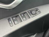 Kia Niro 1.6 GDi Hybrid ComfortLine // NAVI // CLIMA // ADAPTIVE CRUISE // CAMERA // KEY LESS // ALL SEASON BANDEN // 54