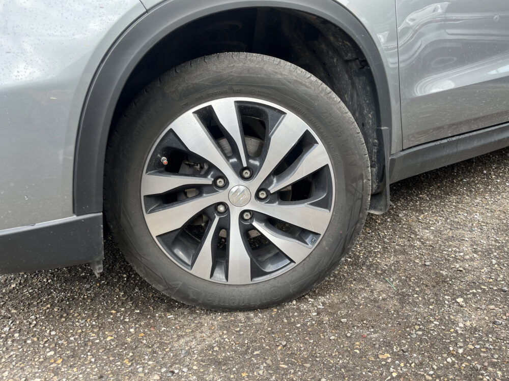 Suzuki Vitara 1.5 Hybrid Style AllGrip // SCHUIF-KANTELDAK // LEDER-ALCANTARA // AFN. TREKHAAK // ADAPT. CRUISE // KEYLESS // CAMERA // 11