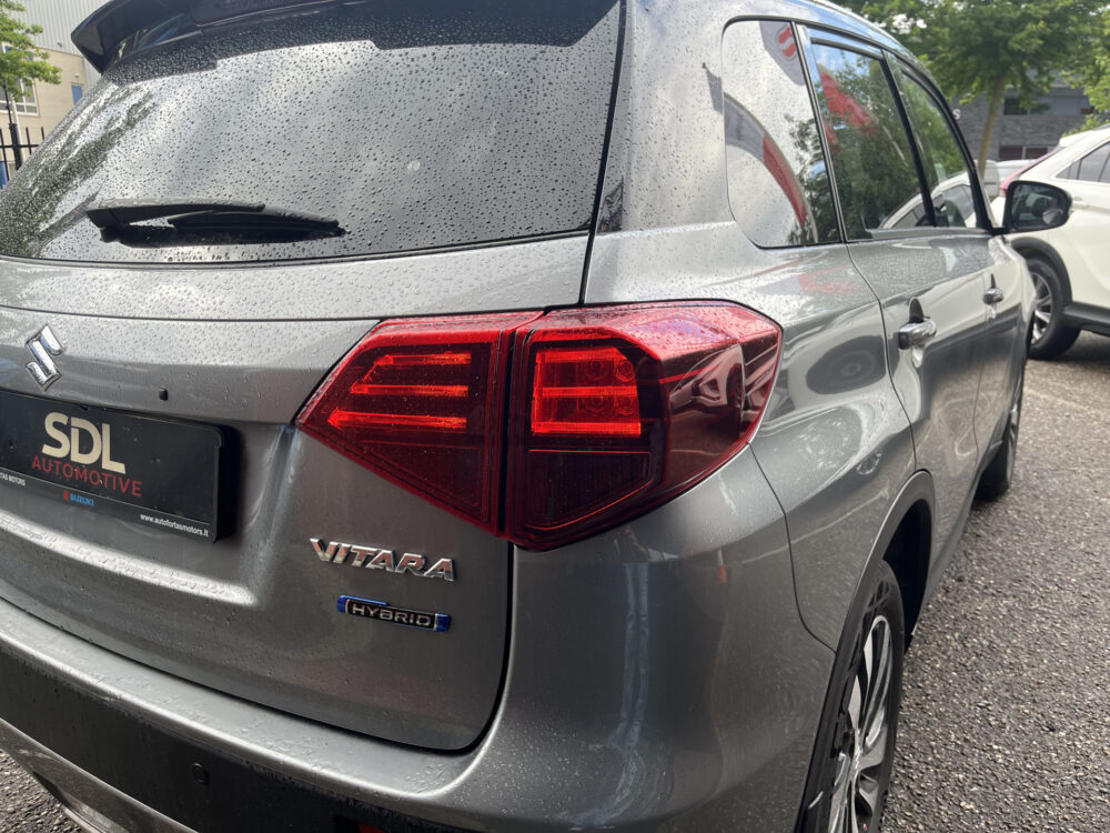 Suzuki Vitara 1.5 Hybrid Style AllGrip // SCHUIF-KANTELDAK // LEDER-ALCANTARA // AFN. TREKHAAK // ADAPT. CRUISE // KEYLESS // CAMERA // 13