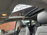 Suzuki Vitara 1.5 Hybrid Style AllGrip // SCHUIF-KANTELDAK // LEDER-ALCANTARA // AFN. TREKHAAK // ADAPT. CRUISE // KEYLESS // CAMERA // 50