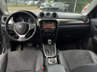 Suzuki Vitara 1.5 Hybrid Style AllGrip // SCHUIF-KANTELDAK // LEDER-ALCANTARA // AFN. TREKHAAK // ADAPT. CRUISE // KEYLESS // CAMERA // 53