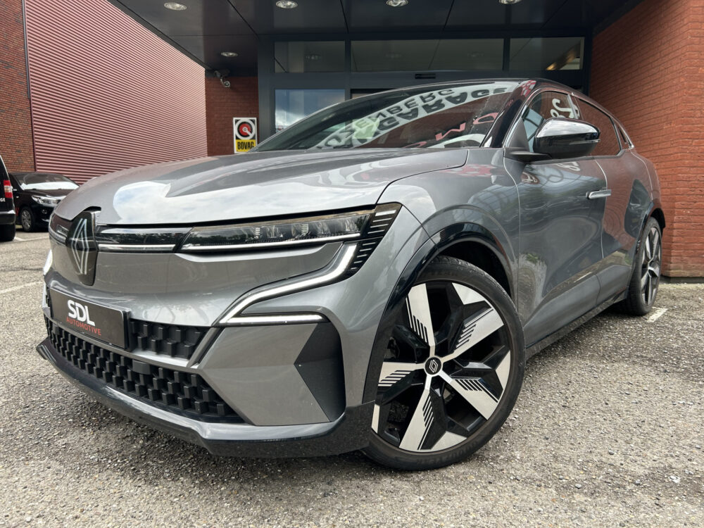 Renault Mégane E-Tech EV40 Boost Charge Techno // NAVI + CARPLAY // FULL LED // CAMERA // CLIMA // STOEL + STUURWIELVERWARMING // SFEERVERLICHT 1