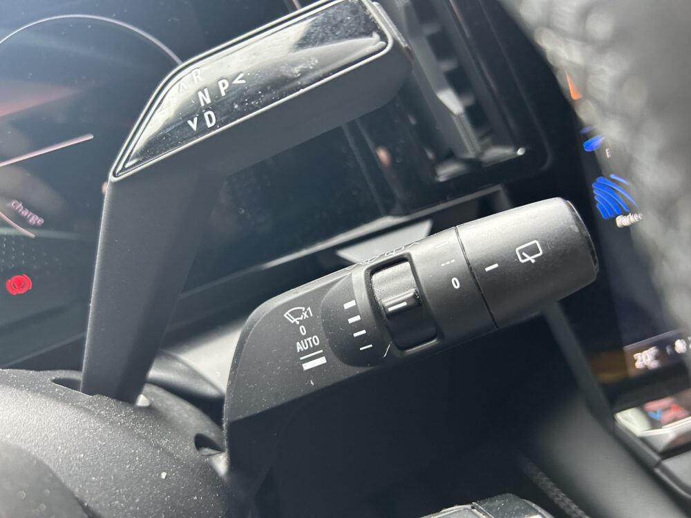 Renault Mégane E-Tech EV40 Boost Charge Techno // NAVI + CARPLAY // FULL LED // CAMERA // CLIMA // STOEL + STUURWIELVERWARMING // SFEERVERLICHT 13