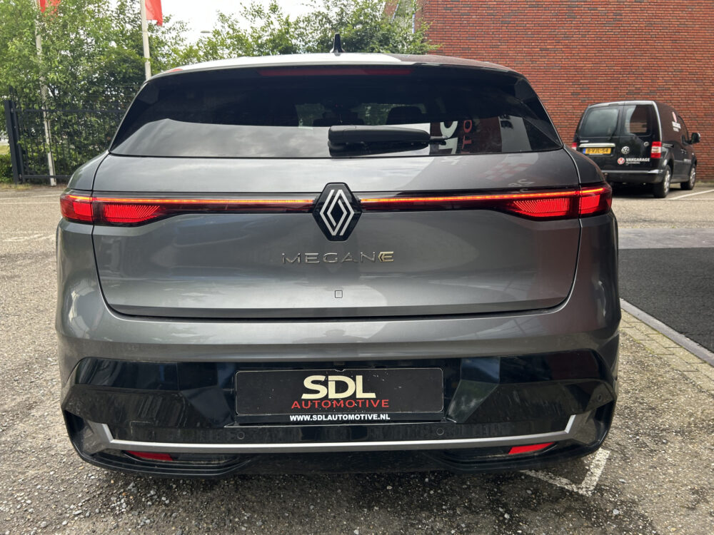 Renault Mégane E-Tech EV40 Boost Charge Techno // NAVI + CARPLAY // FULL LED // CAMERA // CLIMA // STOEL + STUURWIELVERWARMING // SFEERVERLICHT 5