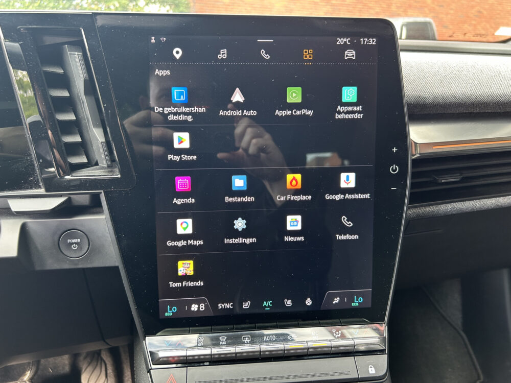 Renault Mégane E-Tech EV40 Boost Charge Techno // NAVI + CARPLAY // FULL LED // CAMERA // CLIMA // STOEL + STUURWIELVERWARMING // SFEERVERLICHT 17