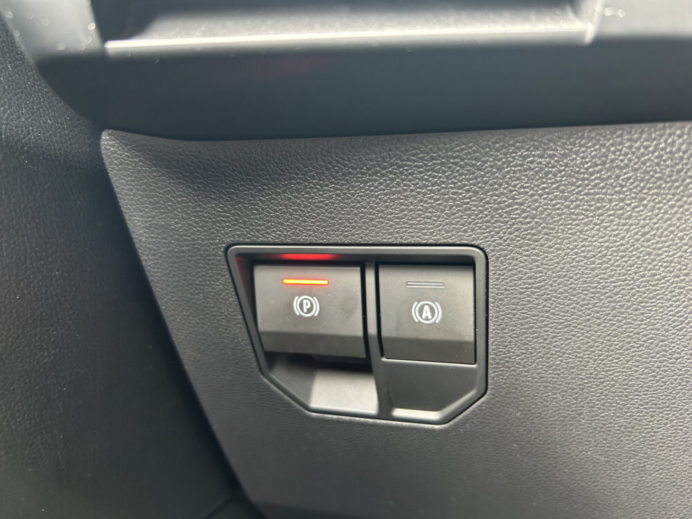 Renault Mégane E-Tech EV40 Boost Charge Techno // NAVI + CARPLAY // FULL LED // CAMERA // CLIMA // STOEL + STUURWIELVERWARMING // SFEERVERLICHT 23